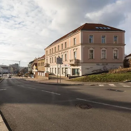 Sunshine Apartment Near The City Center Prague Exterior photo